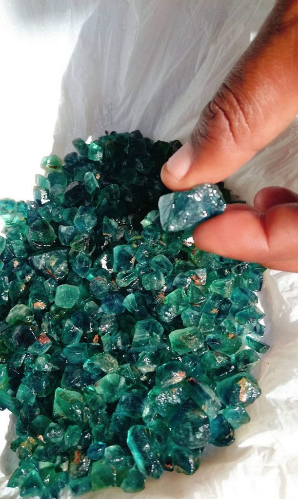 Apatite brute