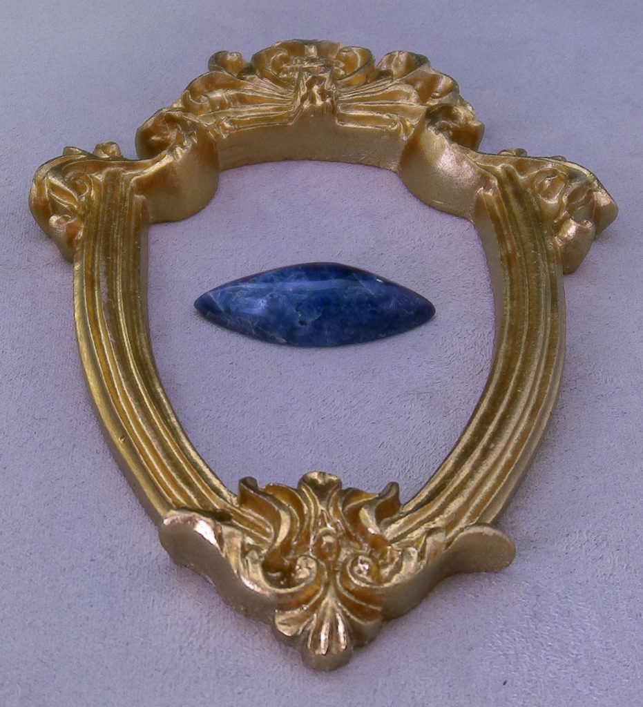 domurtiérite marquise